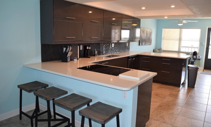St. Petersburg - Clearwater Condo | Completely Updated Beachfront Condo!