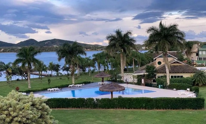Porto da Lagoa House | Completo apartamento em Resort na beira da lagoa