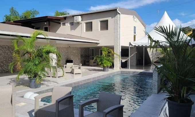 Kourou Apartment | Complex Relax