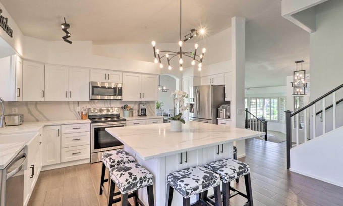 Estrella Mountain Ranch House | Complimentary Heated Pool Goodyear Getaway!