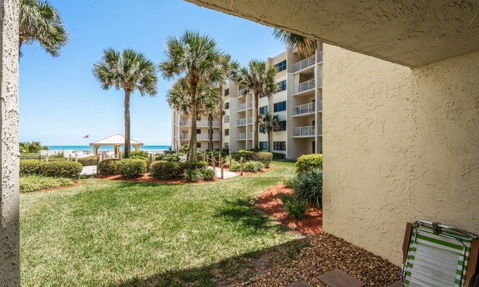 New Smyrna Beach Condo | Condo ∙ 2 bedrooms ∙ 4 guests