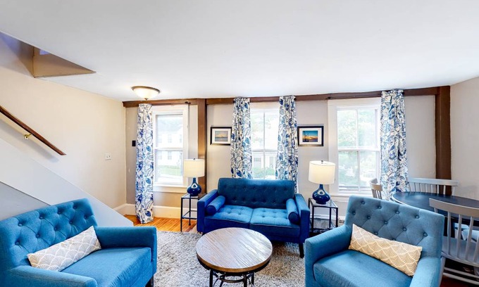 Castine Condo | Condo ∙ 2 bedrooms ∙ 4 guests