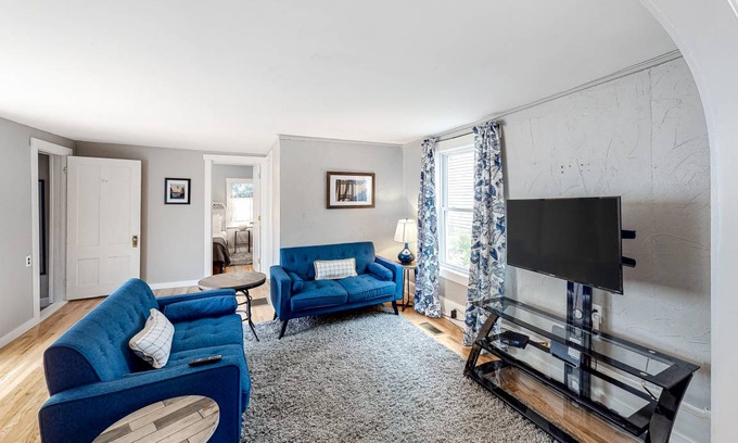 Castine Condo | Condo ∙ 2 bedrooms ∙ 4 guests