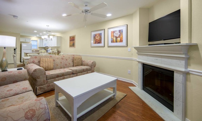 Flint Condo | Condo ∙ 2 bedrooms ∙ 6 guests