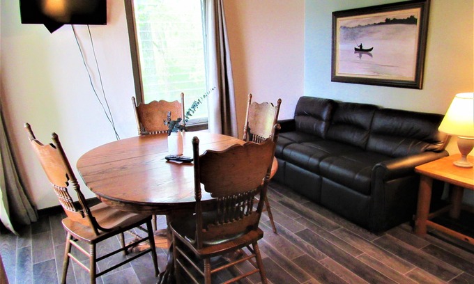 Almo Condo | Condo #24 at Lynnhurst Resort - Jet Ski Rentals On Site!