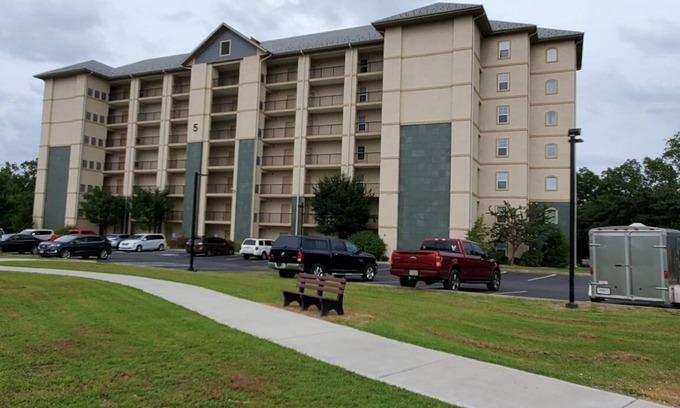 Pigeon Forge Condo | Condo in a Great Location - Mountain View in Pigeon Forge