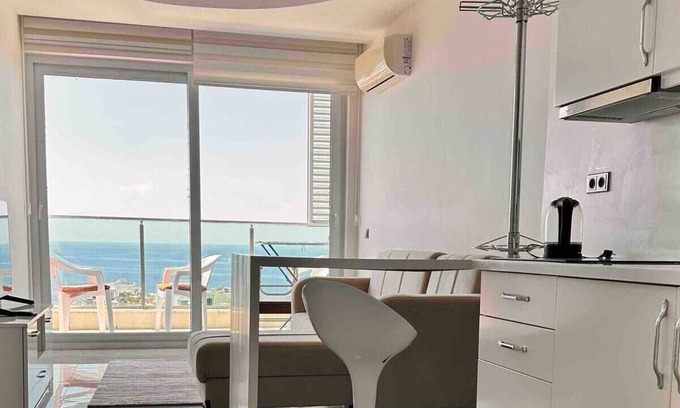 Kargicak Apartment | Condo in Mahmutlar