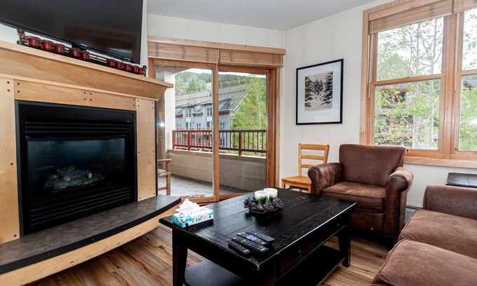 River Run Condo | Condo In the Heart of River Run w/Village Views & Short Walk to Gondola!