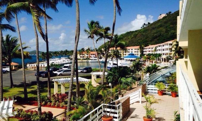 Cabezas Condo | Condo Next to Hotel El Conquistador, Icacos Island and Bioluminescent Bay