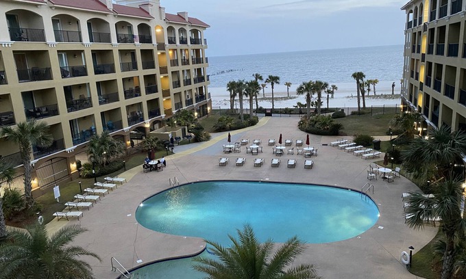 Henderson Point Condo | Condo On The Beach