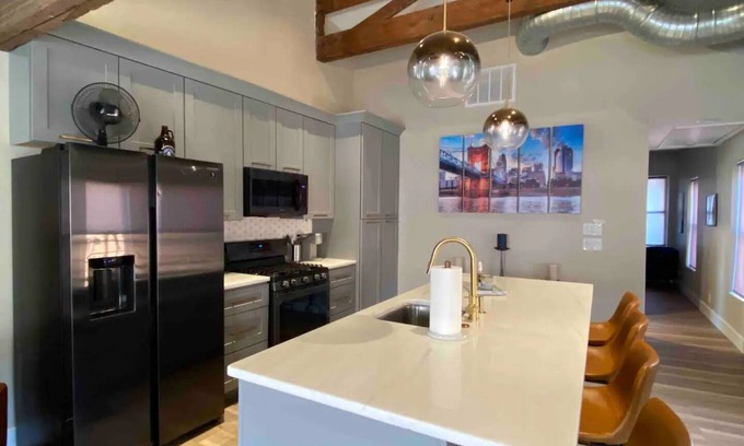 Over-the-Rhine Condo | Condo-OTR/Pendleton Art District, Cincinnati - 1 bedroom, free parking, balcony