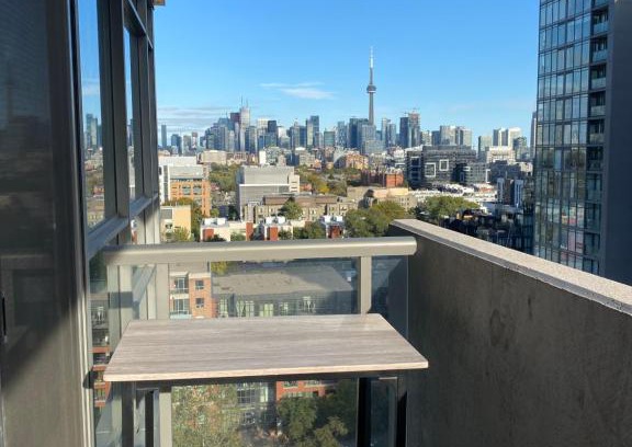 Little Portugal House | Condo Room for rent