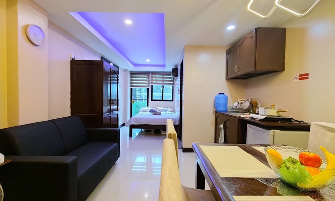 Antipolo Condo | Condo W/Balcony, Wifi, Netflix @ Antipolo City