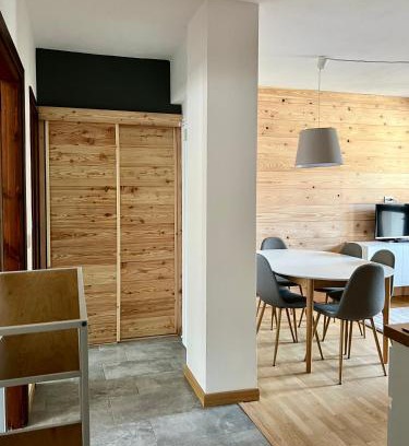 Sauze d'Oulx Apartment | Condominio Le Grange - Casa E