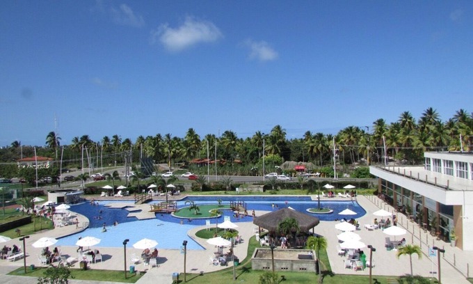 Porto de Galinhas Apartment | Condominium swimming pool, gym, soccer field.