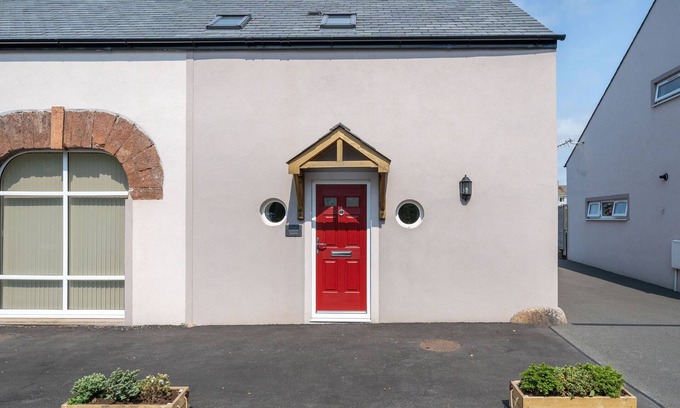 Beckermet Cottage | CONEY GARTH BARN, family friendly, with a garden in Beckermet