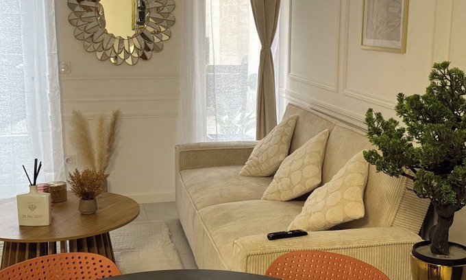 Bazadais House | Confort & Charme - Apartment with Terrace in Grignols