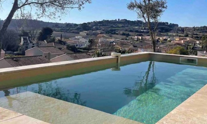 Pezenas House | Confortable Logement sur les Hauteurs de Pézenas