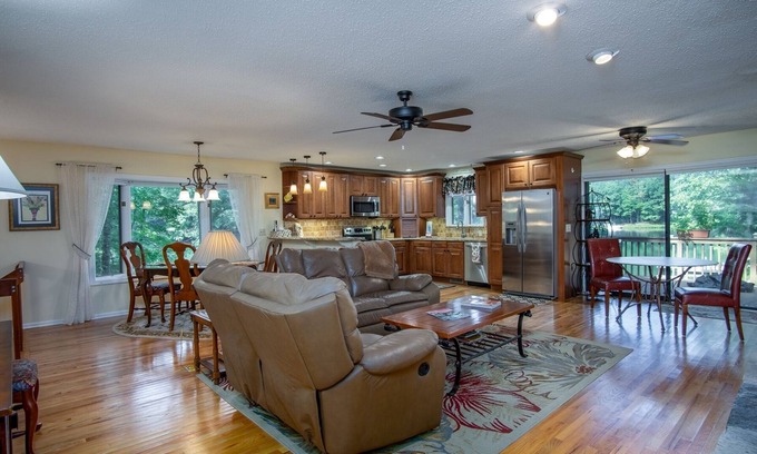 Brevard House | Connestee Lakefront Retreat | 3 Bed, 3 Bath