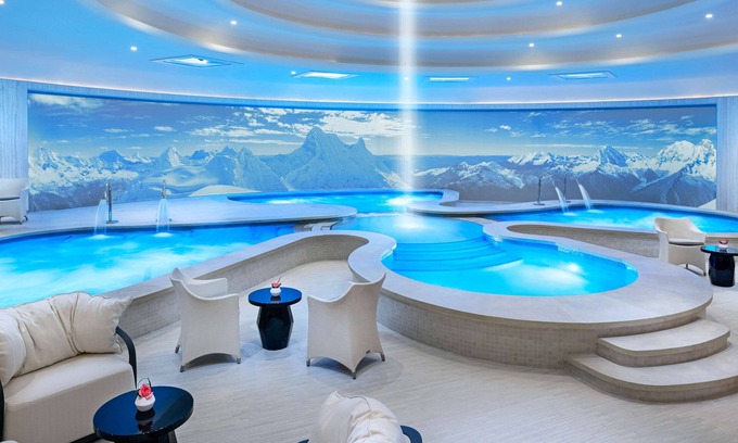Las Vegas Strip Resort | Conrad Las Vegas at Resorts World