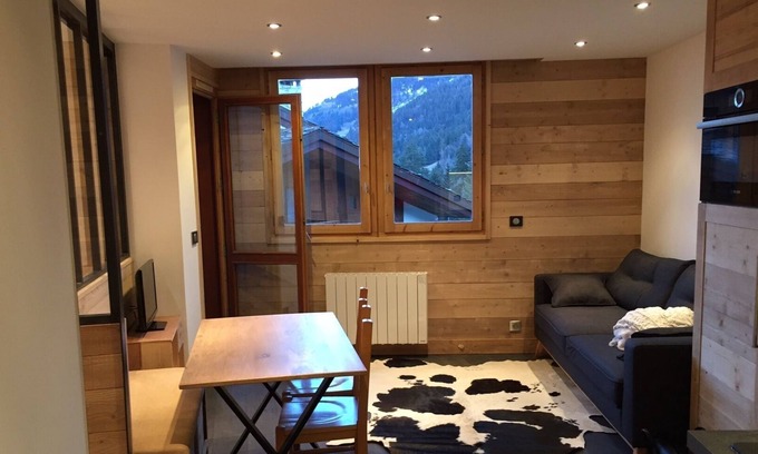 Les Avanchers-Valmorel Apartment | Contemporary chalet" apartment 2bed, 4p, Valmorel Planchamp, ski in ski out