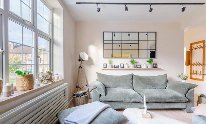 Finsbury Apartment | Contemporary 1BR Flat | Heart of Angel
