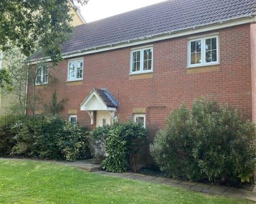 Newport Apartment | Contemporary Coach House in Newport, Isle of Wight