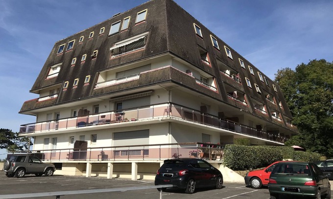 Trouville-sur-Mer Apartment | Contemporary apartment in a quiet and comfortable location on the heights of Trouville