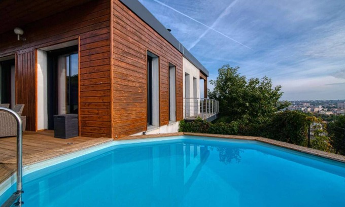 Pech-David House | Contemporary house in toulouse on the slopes of Pech David