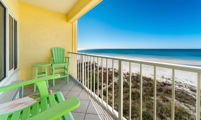 Panama City Beach Condo | Continental #306 | Beach Bar + Excellent Location!