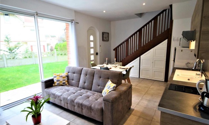 Mesnil-Val-Plage House | Contre vents et marées