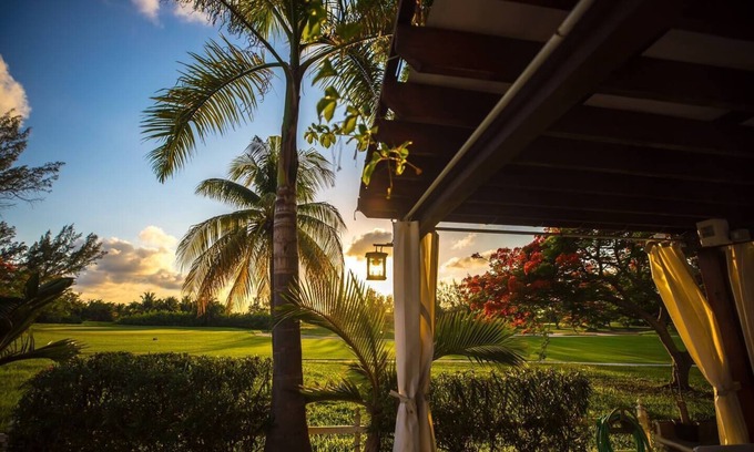 Zona Hotelera House | Convenient 2 bedroom apartment in Cancun.