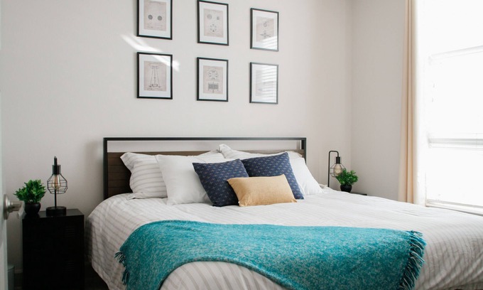 Rio Grande Apartment | Convenient Downtown 1bd Apt-king bed-1Gb WiFi