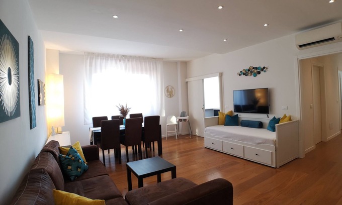 Mestre Apartment | Convenient Family apt. with Private Parking and free WiFi