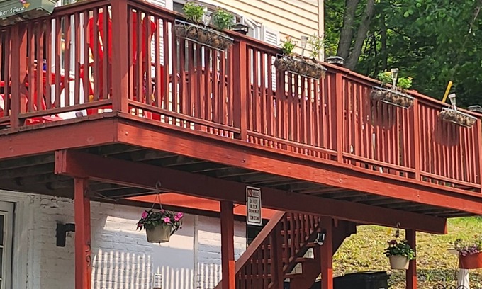 Troy House | Conveniently located by HVCC. No cleaning or pet fee