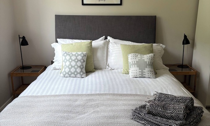 Conwy House | Conwy Retreat with Castle Views