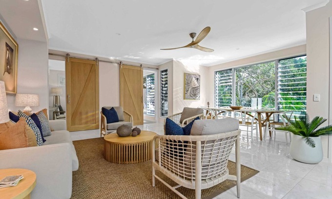 Dicky Beach House | 'Cooinda' Our Happy Meeting Place