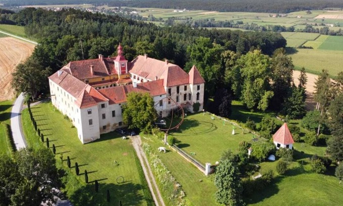 Ilz Apartment | Cool apartment in the Renaissance castle of Kalsdorf - Apartment Herbersdorf
