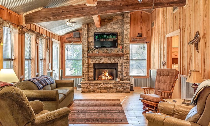 Mountain View House | Coolwater Comfort ~ on the White River