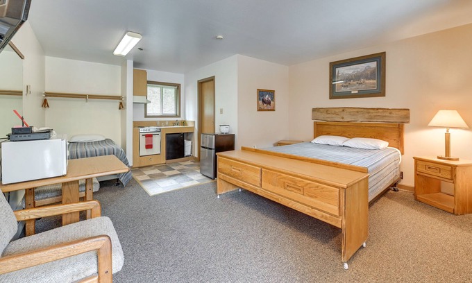Cooper Landing Apartment | Cooper Landing Retreat < Half-Mi to Boat Launch