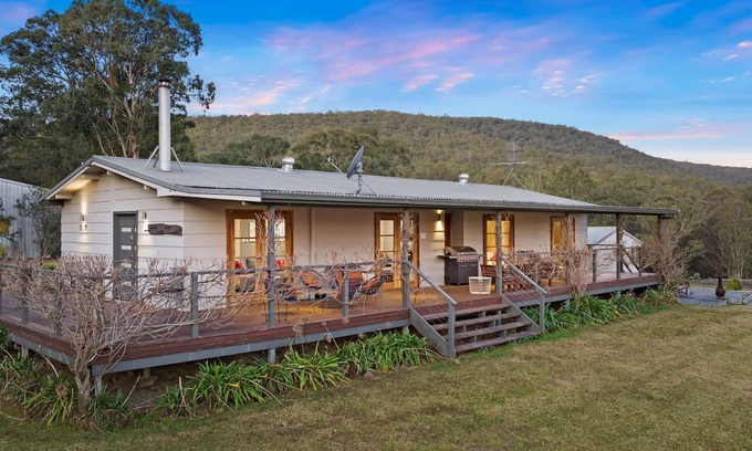Mount View House | Coopers Run - The perfect rural retreat with vineyards on your doorstep