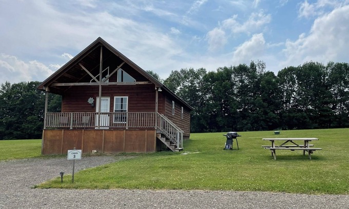 Milford Cabin | Cooperstown Double Play Cabins 3 Near Baseball