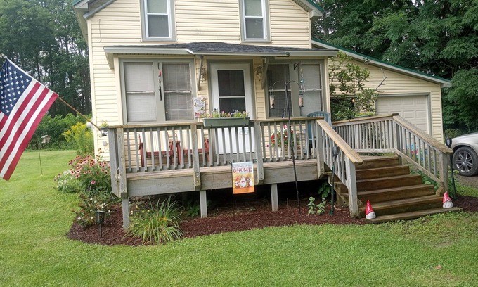 Cooperstown House | Cooperstown Dreams Park located 3 mi south and 2 mi south of Cooperstown's HOF.