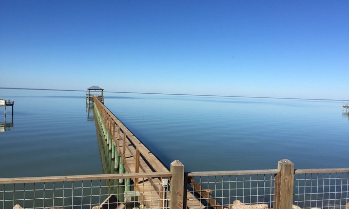 Rockport House | Copano Bayfront Home w 385' private pier w night lights!