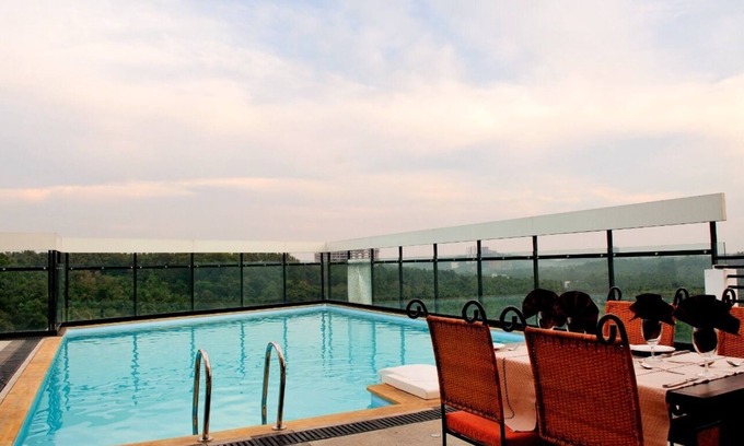 Kozhikode Hotel | Copper Folia