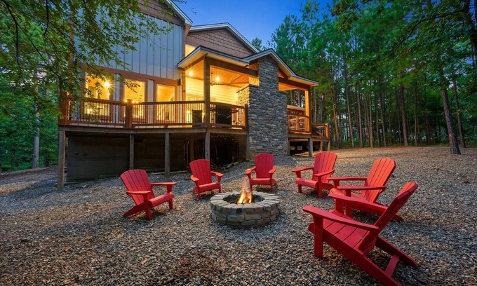Broken Bow Cabin | Copper Leaf Lodge – 4BR Luxury Cabin w/Pool, Fishing, Sleeps 12
