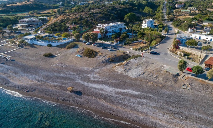 South Rhodes Apartment | Corafili