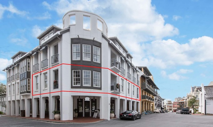 Seacrest Beach Condo | Coral at the Savannah - 2 BEDROOM ABOVE THE SUGAR SHACK! TOWN CENTER VIEWS