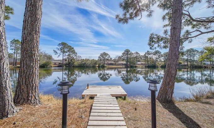 Pensacola Apartment | Coral Creek