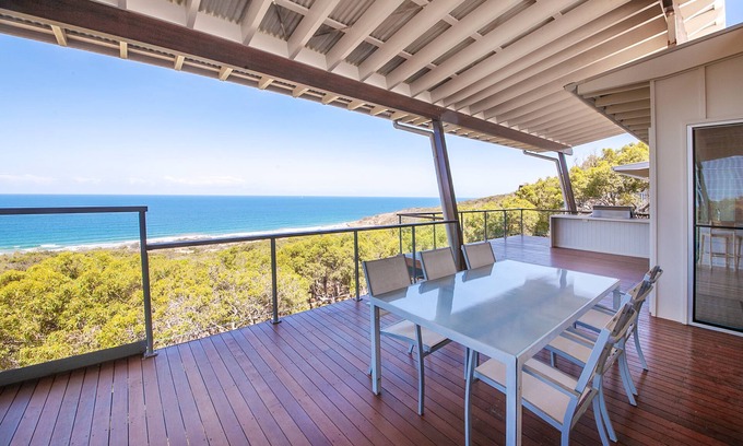 Agnes Water House | Coral Crest Expansive Ocean Views
